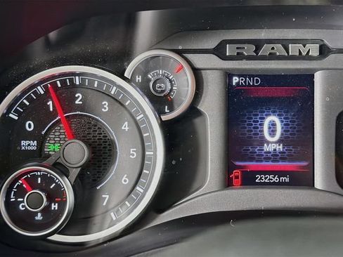 Used 2025 RAM 2500 Big Horn AWD/4WD image 13