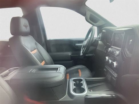 Used 2021 GMC Sierra 1500 AT4 w/ AT4 Premium Package image 29
