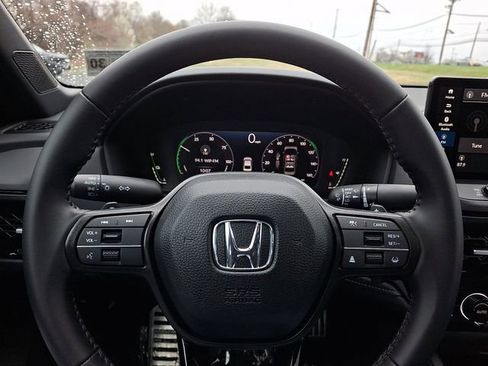 Used 2025 Honda Accord Sport image 19