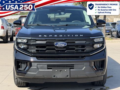New 2026 Ford Expedition Active RWD image 8