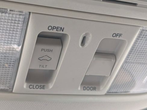 Certified 2018 Honda Accord EX-L image 27