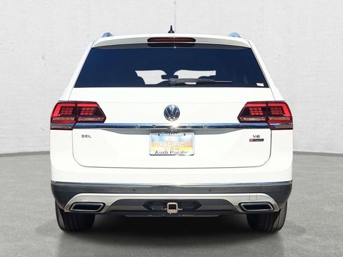 Used 2018 Volkswagen Atlas SEL Premium image 6