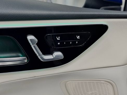 Used 2026 Mercedes-Benz GLC 300 image 21