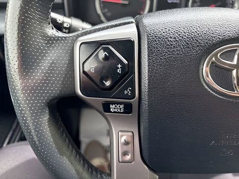 Used 2022 Toyota 4Runner Limited image 10