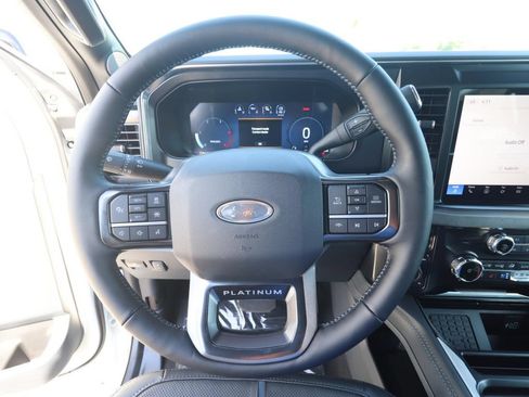 New 2026 Ford F250 Platinum AWD/4WD image 18