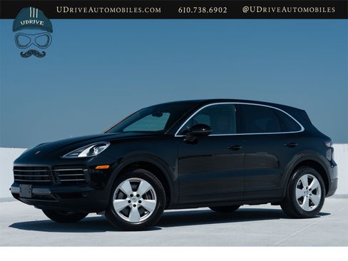 Used 2022 Porsche Cayenne AWD/4WD image 1
