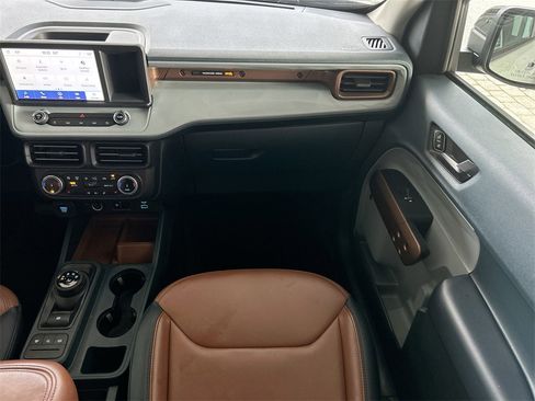 Used 2024 Ford Maverick Lariat image 42