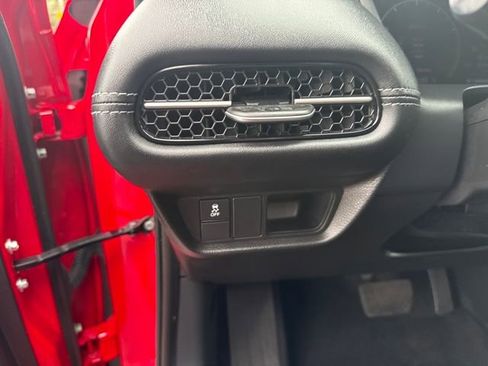 Certified 2023 Honda HR-V EX-L image 15