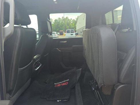 Used 2022 GMC Sierra 2500 Denali w/ Technology Package AWD/4WD image 17