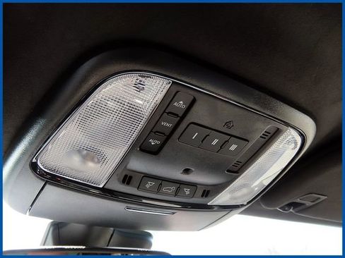 Used 2024 Dodge Durango R/T AWD/4WD image 21