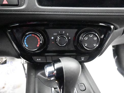 Used 2020 Honda HR-V Sport image 36