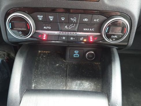 Certified 2021 Ford Escape SE w/ Convenience Package image 36