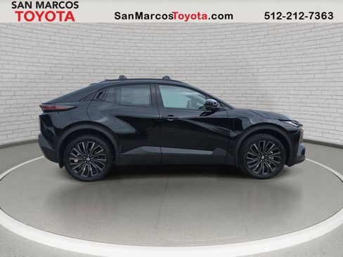 New 2026 Toyota C-HR AWD/4WD image 4