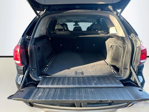 Used 2014 BMW X5 xDrive50i image 28