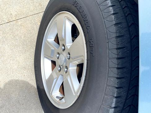 Used 2012 Jeep Liberty Sport w/ Driver Convenience Group image 11