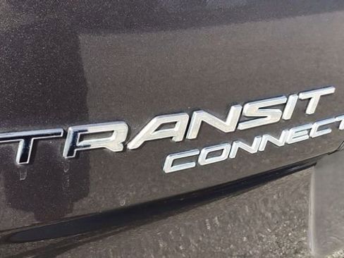 Certified 2017 Ford Transit Connect XLT image 9