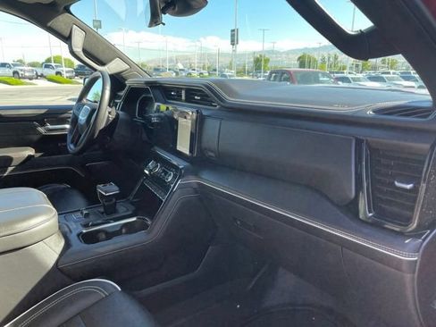 Used 2023 GMC Sierra 1500 AT4X AWD/4WD image 19