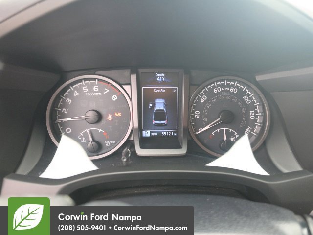 Used 2019 Toyota Tacoma TRD Off-Road AWD/4WD image 13