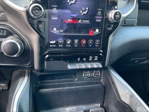 Used 2021 RAM 1500 Big Horn RWD image 31