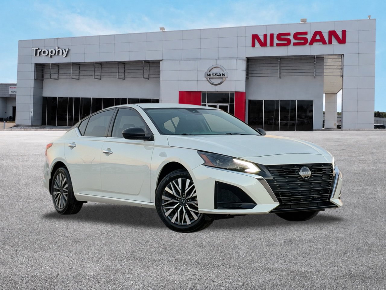 Certified 2024 Nissan Altima 2.5 SV AWD/4WD image 1