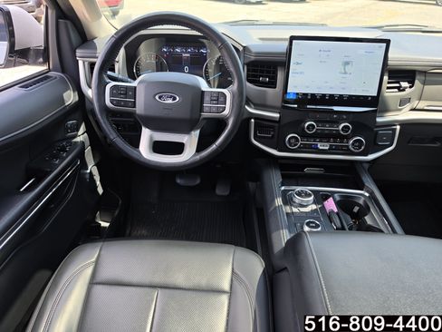Used 2023 Ford Expedition XLT AWD/4WD image 17