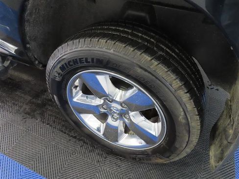 Used 2018 RAM 1500 Big Horn image 7