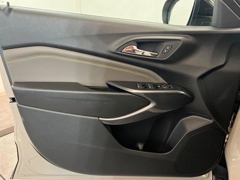 New 2026 Chevrolet Trax ACTIV w/ Sunroof Package image 15