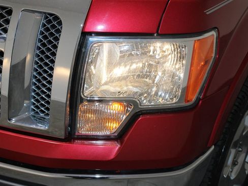 Used 2010 Ford F150 Lariat image 51