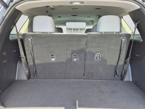 Used 2024 Hyundai Palisade SEL FWD image 6