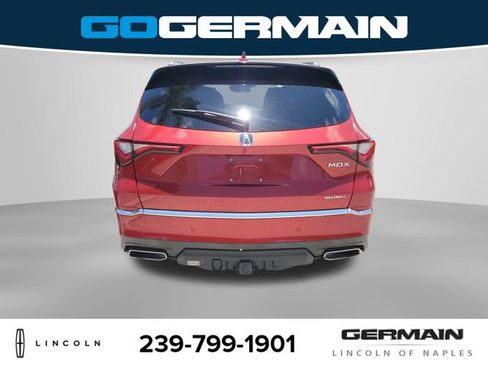Used 2023 Acura MDX SH-AWD w/ Advance Package image 8