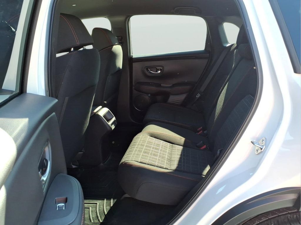 Used 2026 Honda HR-V Sport image 31