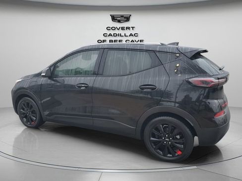 Used 2023 Chevrolet Bolt EUV LT w/ Redline Edition image 6