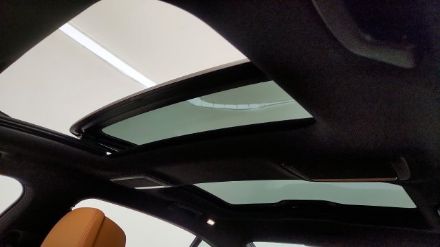 Used 2019 BMW 740i w/ M Sport Package RWD image 72