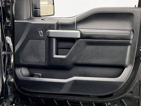 Used 2018 Ford F150 XLT w/ Equipment Group 302A Luxury image 25