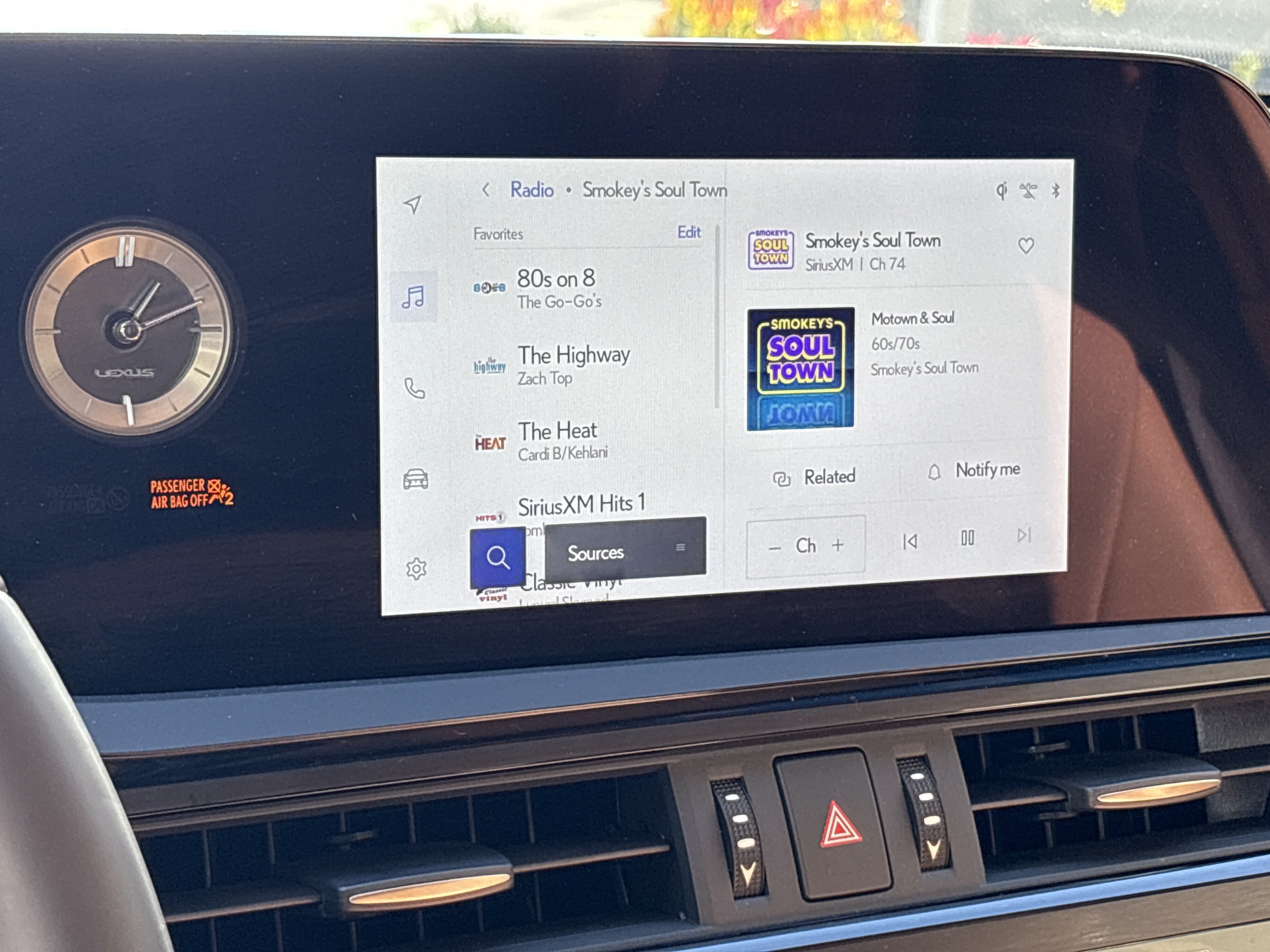 Used 2025 Lexus ES 350 w/ Premium Package FWD image 23