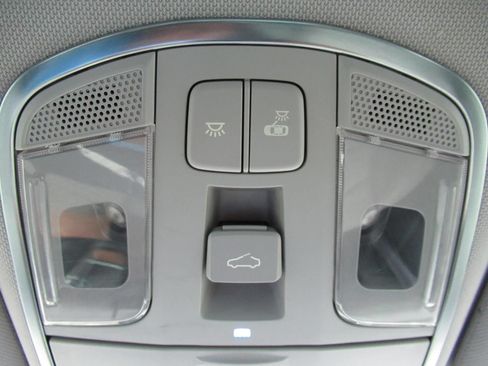 Used 2016 Hyundai Sonata Sport w/ Option Group 1V FWD image 30