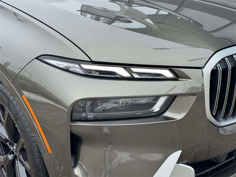 Certified 2023 BMW X7 xDrive40i w/ Premium Package image 8