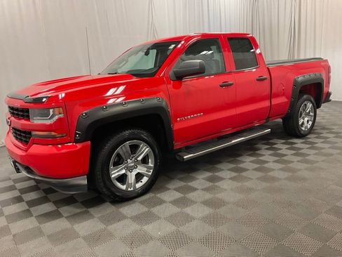 Used 2016 Chevrolet Silverado 1500 Custom w/ Custom Convenience Package AWD/4WD image 10