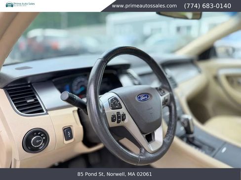 Used 2017 Ford Taurus SEL w/ Equipment Group 201A AWD/4WD image 13