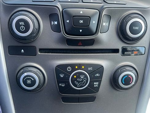 Used 2013 Ford Edge SE FWD image 26