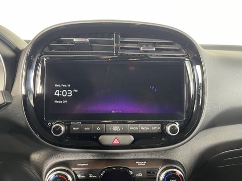 Used 2024 Kia Soul S image 12