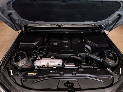 Used 2024 Lexus GX 550 image 30