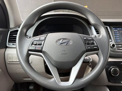 Used 2018 Hyundai Tucson SEL AWD/4WD image 23