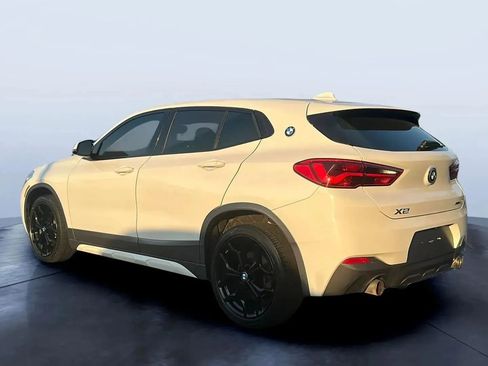 Used 2018 BMW X2 xDrive28i w/ M SportX Package AWD/4WD image 3