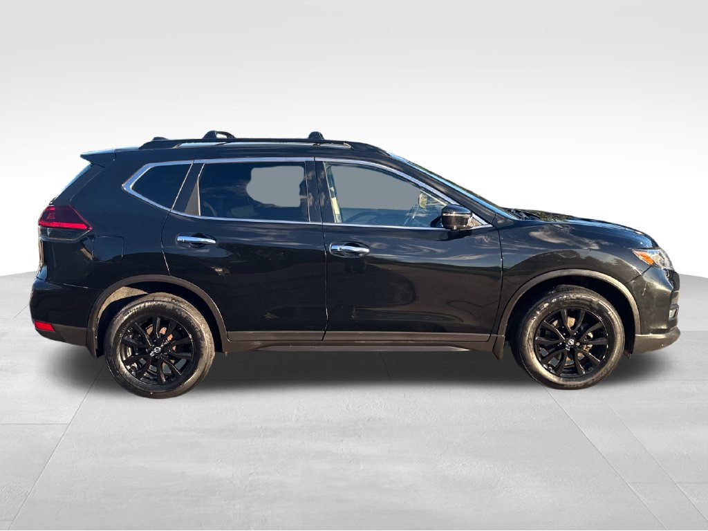 Used 2018 Nissan Rogue SV w/ Premium Package AWD/4WD image 7