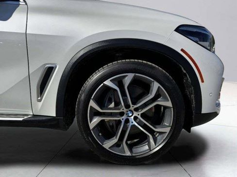 Used 2020 BMW X5 xDrive50i w/ Premium Package AWD/4WD image 61