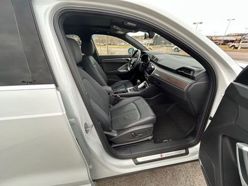 Used 2021 Audi Q3 2.0T Premium Plus image 28