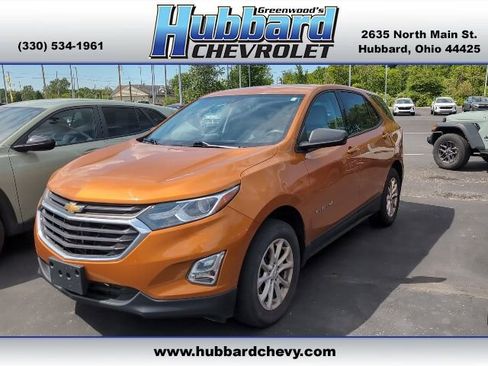Used 2019 Chevrolet Equinox LS w/ LS Convenience Package AWD/4WD image 1