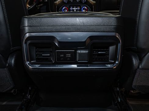 Used 2022 Chevrolet Silverado 1500 High Country image 24