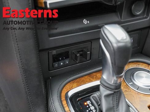 Used 2024 Nissan Armada SL w/ Captain's Chairs Package image 22